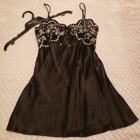 MARILYN MONROE Satin and Lace Chemise - Picture 1 of 3